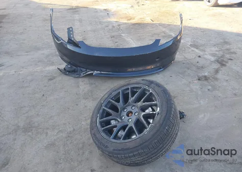 2024 Tesla Model 3 Long Range Dual Motor All-Wheel Drive z USA, uszkodzony, nr VIN 5YJ3E1EB8RF716979